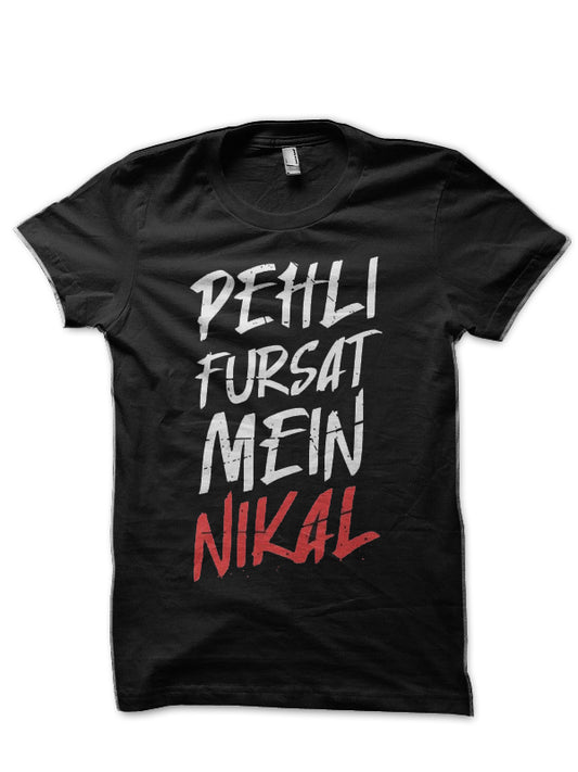 Pehli Fursat Mein Nikal Hinglish Print Black T-Shirt
