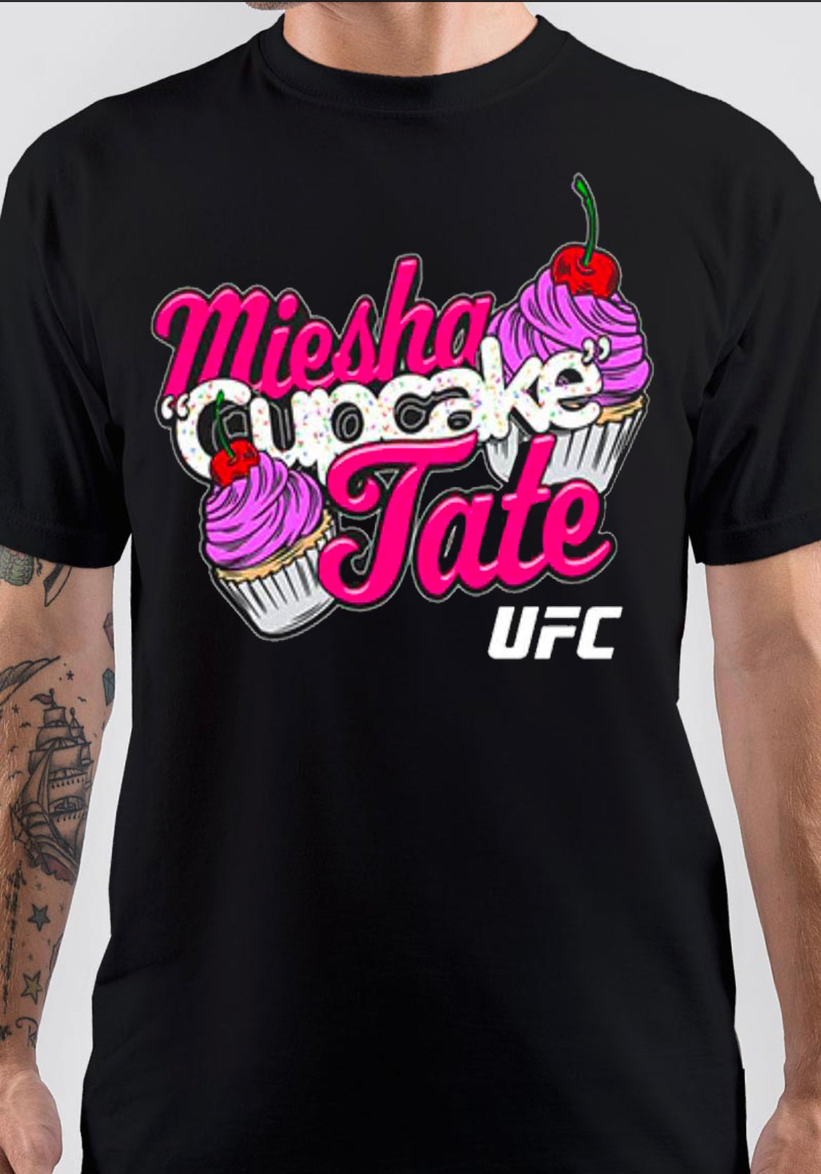 TATE CUPCAKE T-SHIRT