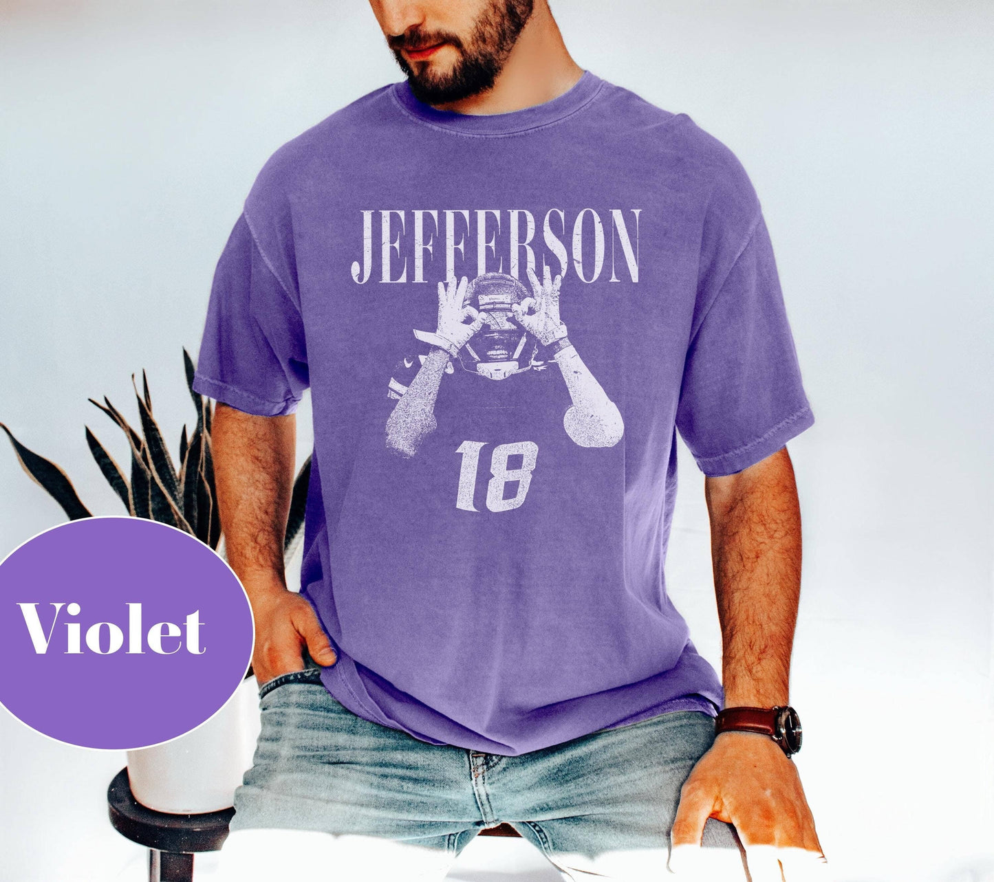Justin Jefferson Vintage Style Football Graphic T-Shirt