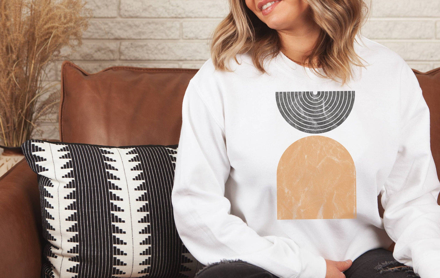 Modern #1 Crew Neck Sweatshirt | Fall Sweater