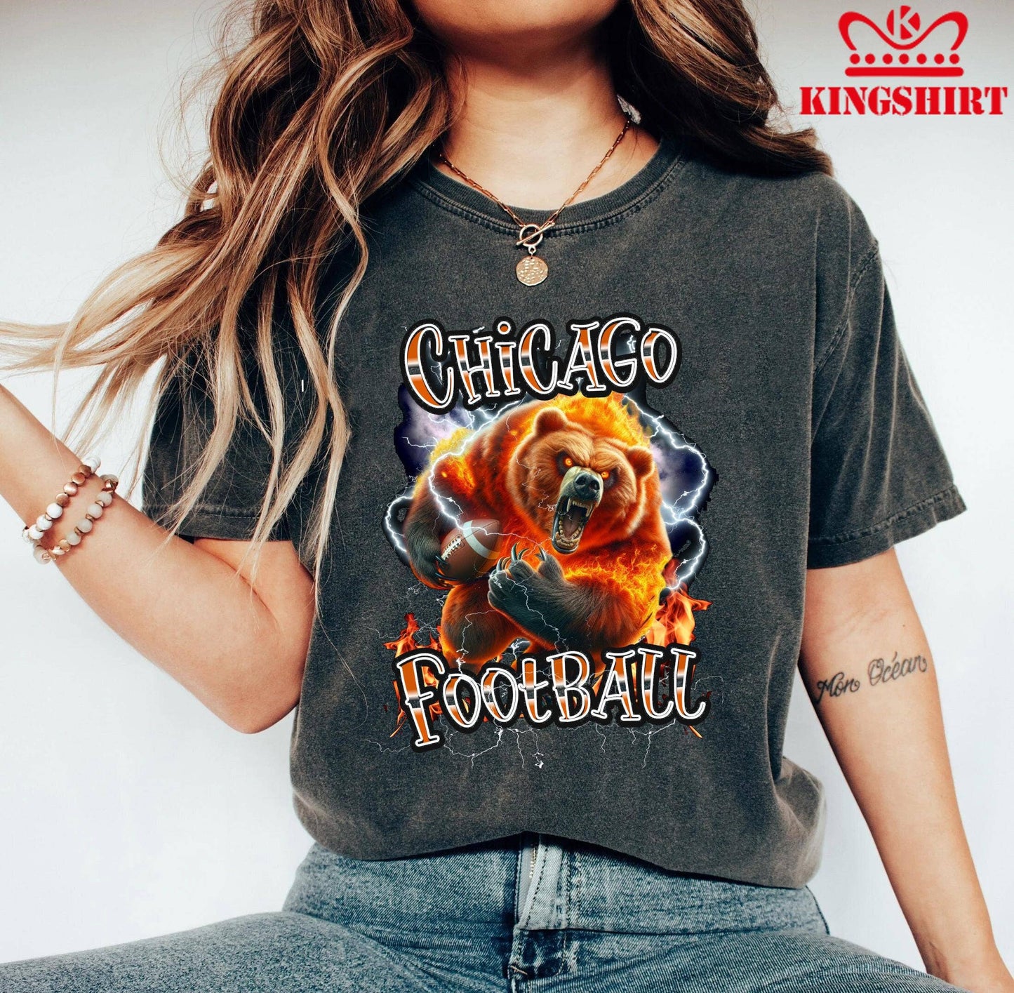 Unique Chicago Football Fan Sports Graphic T-Shirt Shirt