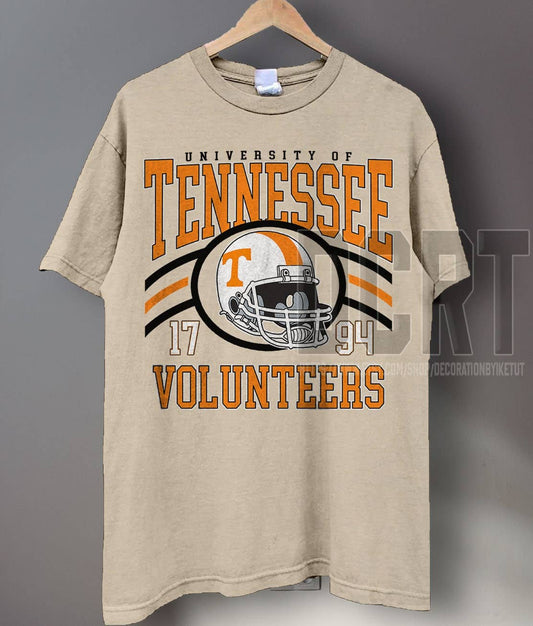 Vintage 90S Tennessee Football T-Shirt - Graphic Tee