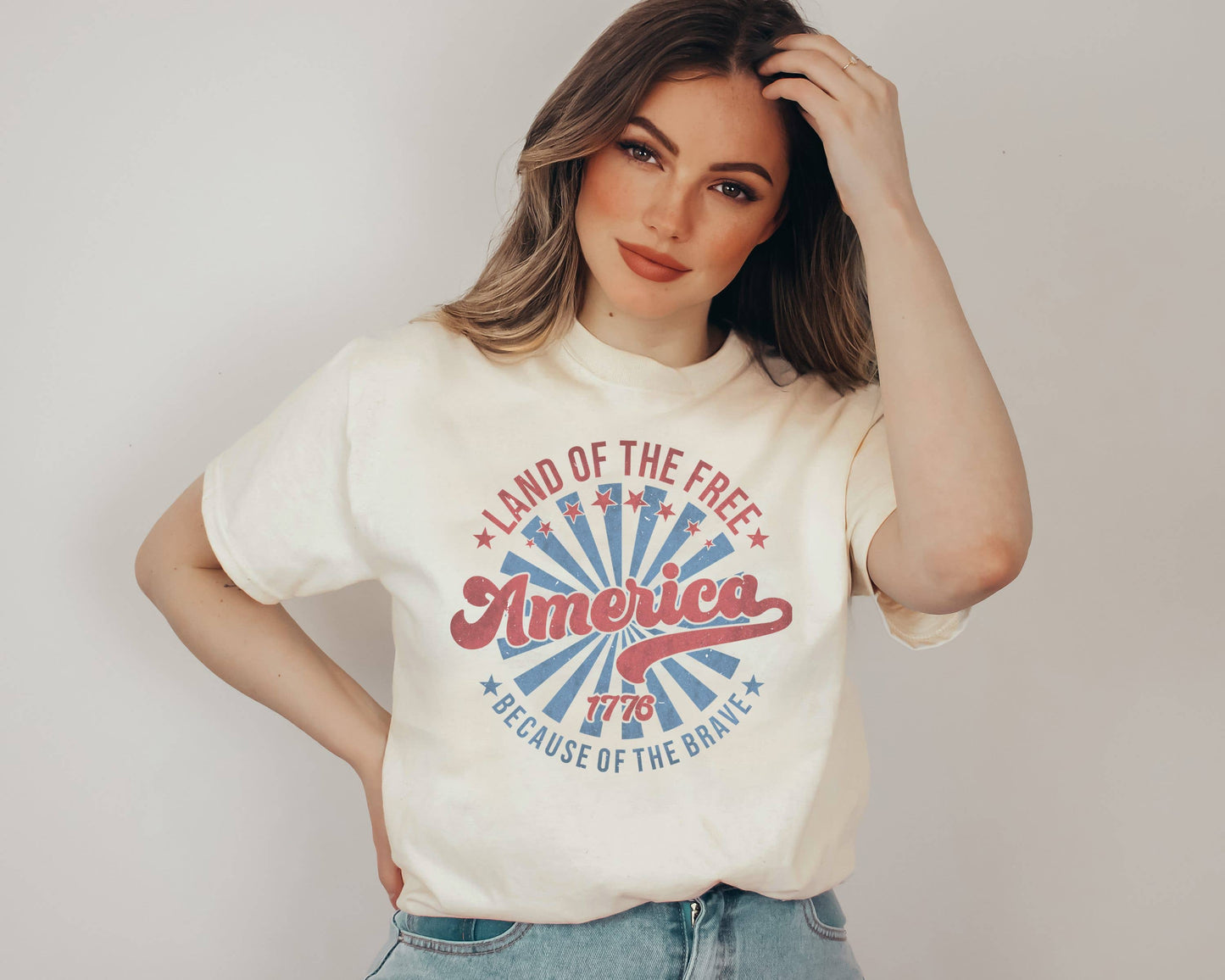 Land of the Free Retro Circle Tee | Patriotic T Shirt
