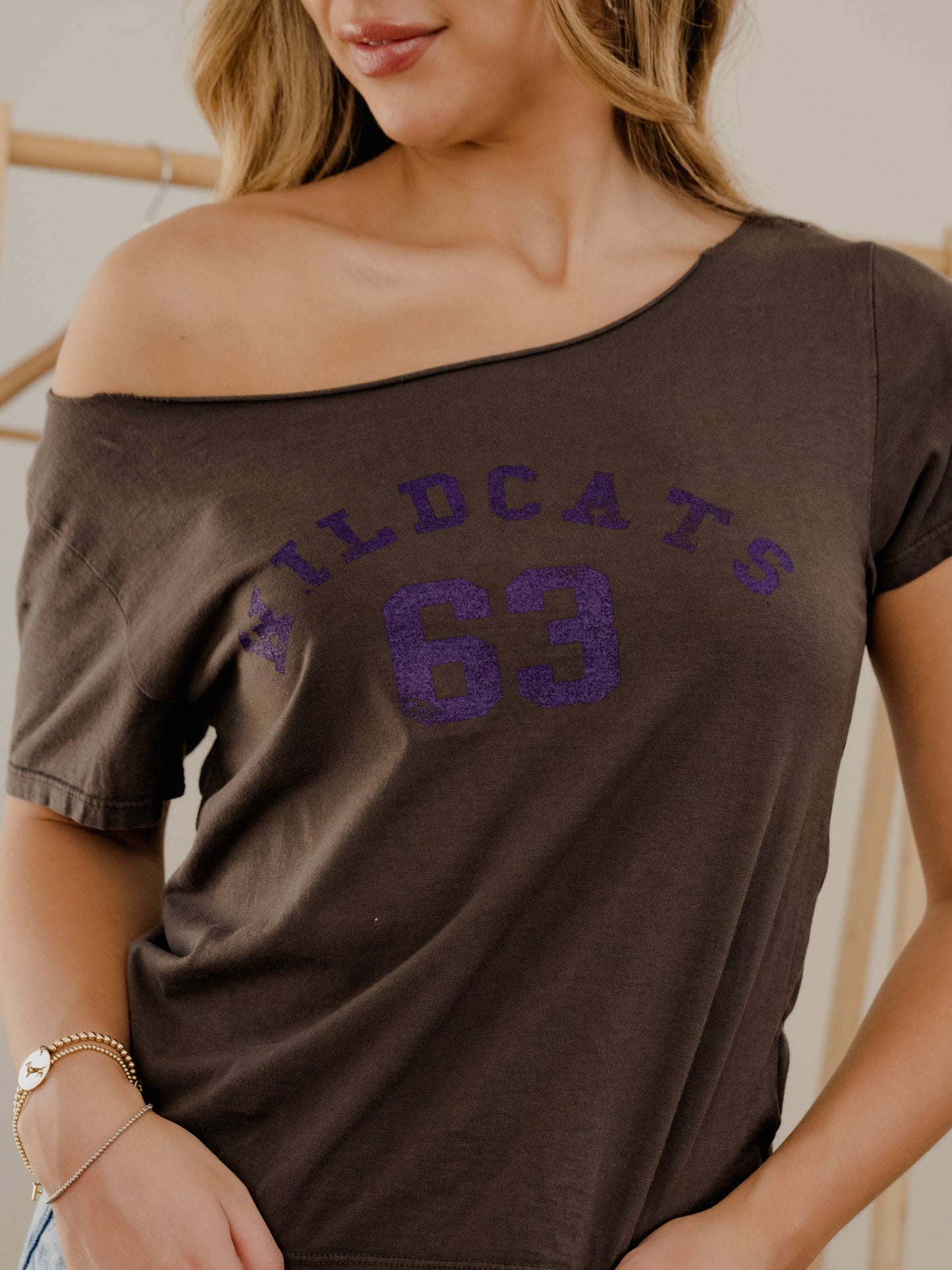 Ksu Wildcats College Arch Black Off Shoulder Tee
