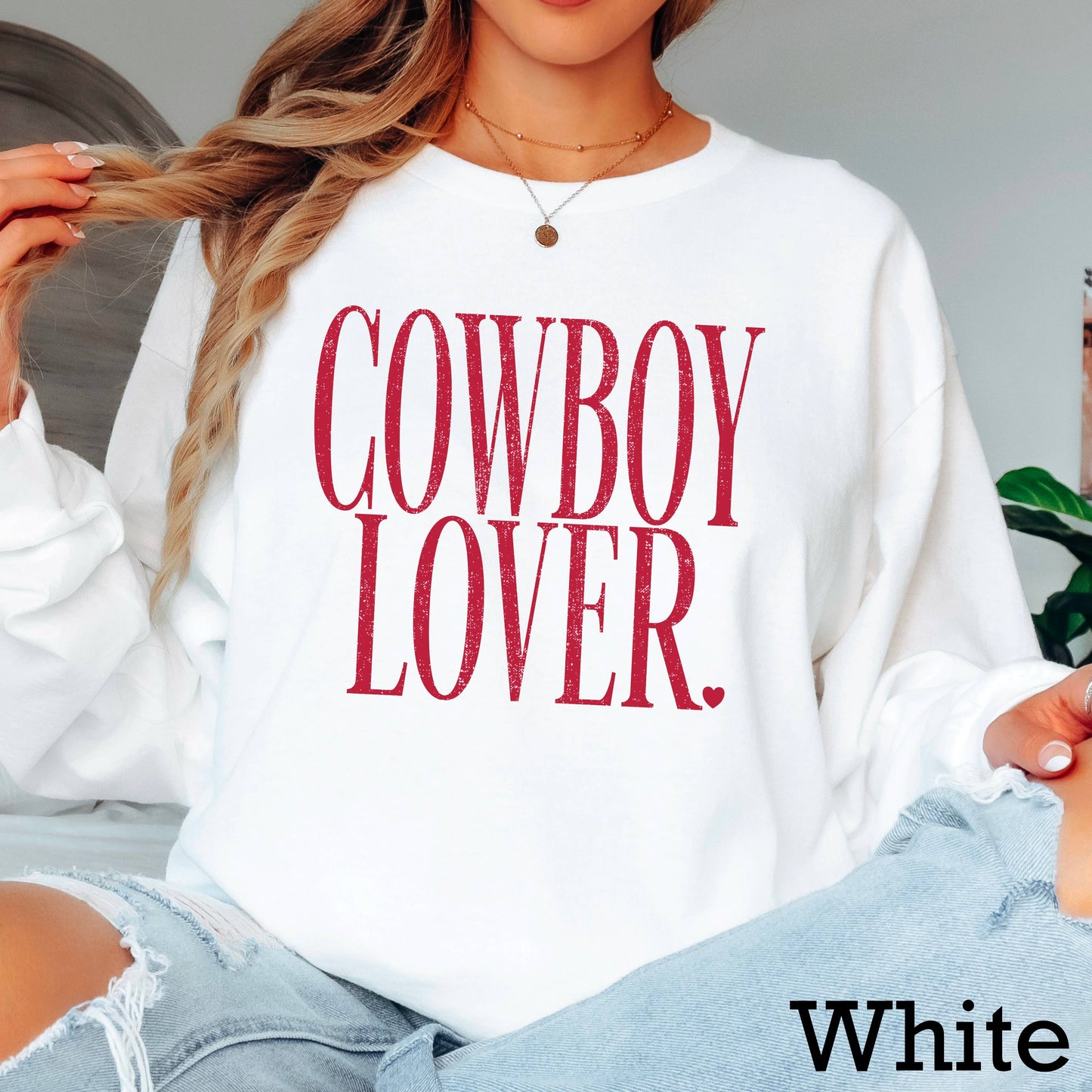 Cowboy Lover Valentine’S Day Long Sleeve Shirt | Gildan