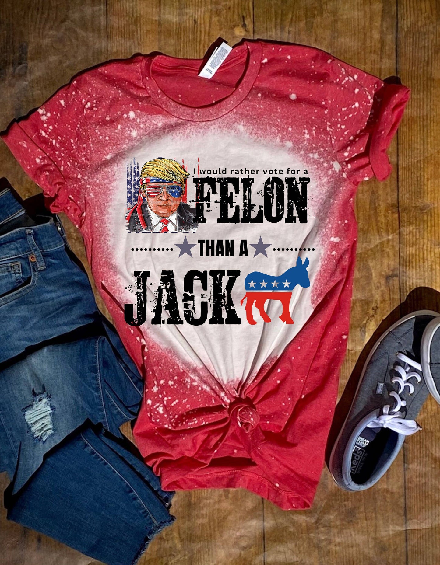 Voting For the Felon Trump Tee - Maga Supporters Shirt