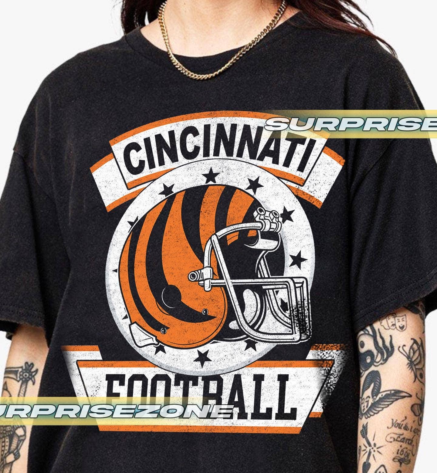 Vintage 90S Football Team Graphic Tee