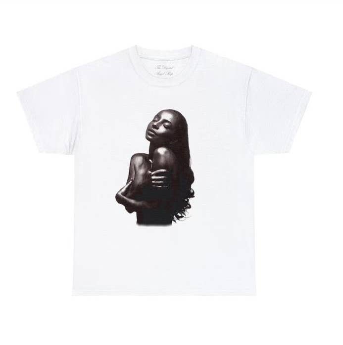 Sade Love Deluxe Album Tee – 90s Music Graphic Unisex