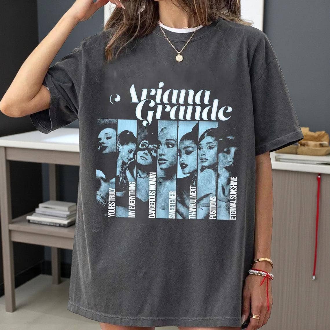 Ariana Grande Vintage Pop Music Tee 90S Streetwear